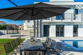 Beautiful Villa Madis